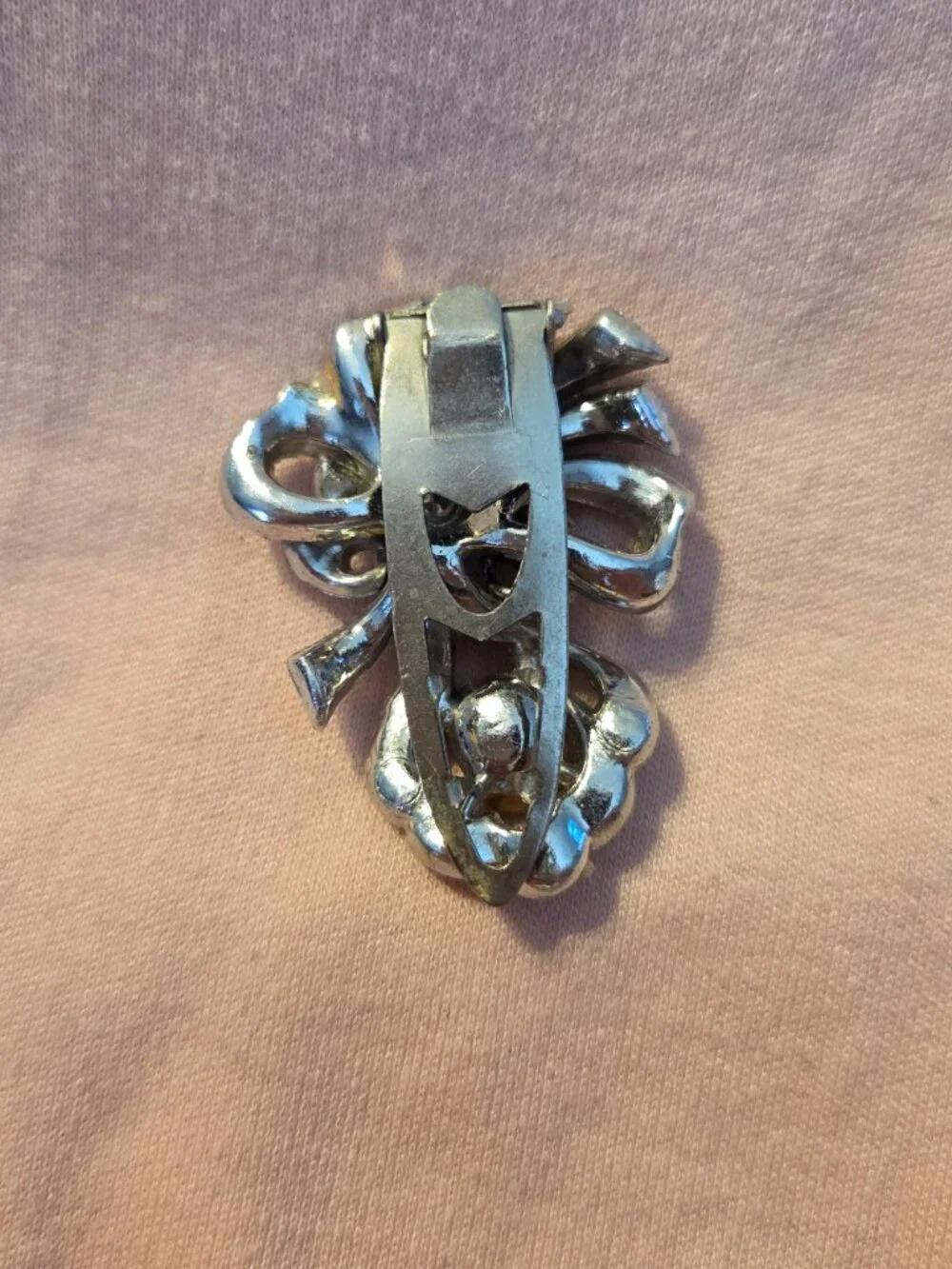 Vintage Silver-Tone Crystal Bow and Droplet Brooch | Retro Rhinestone Scarf Clip